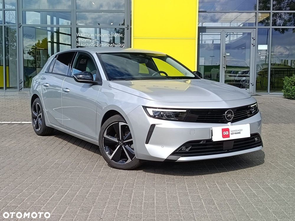 Opel Astra 1.2 T Elegance S&S - 4