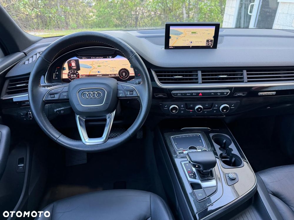 Audi Q7 - 17