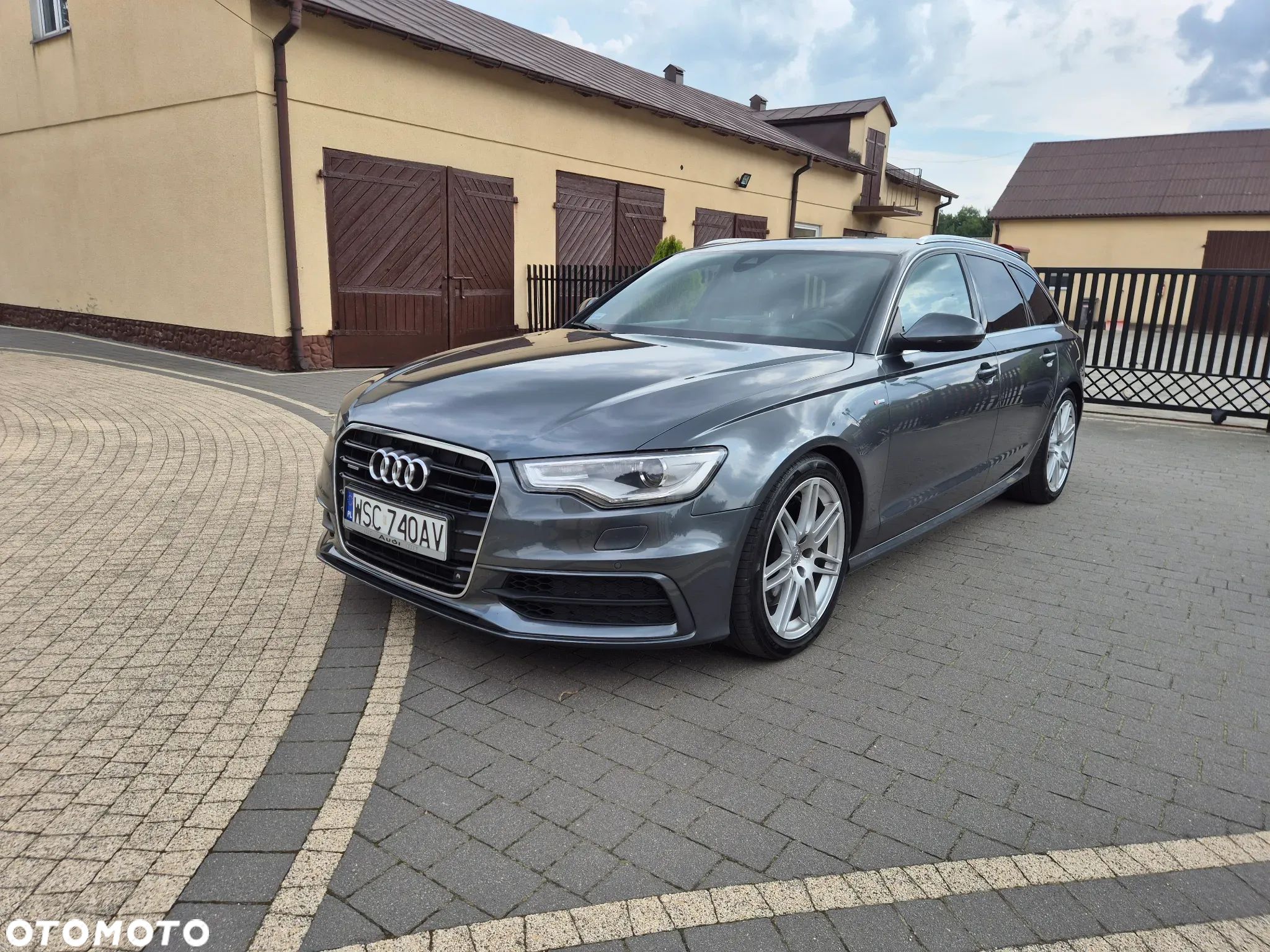 Audi A6 - 1