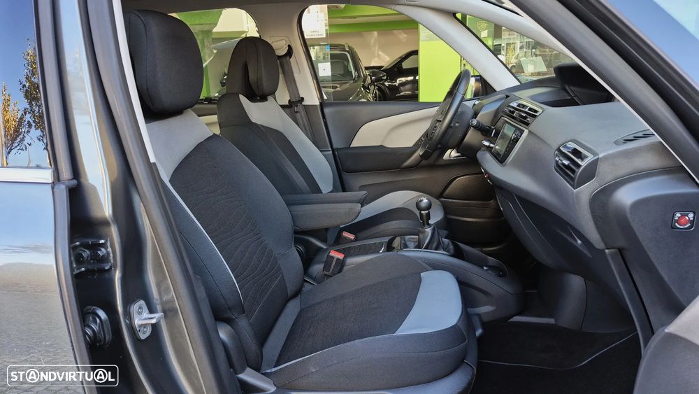 Citroën C4 Picasso 1.6 e-HDi Exclusive - 16
