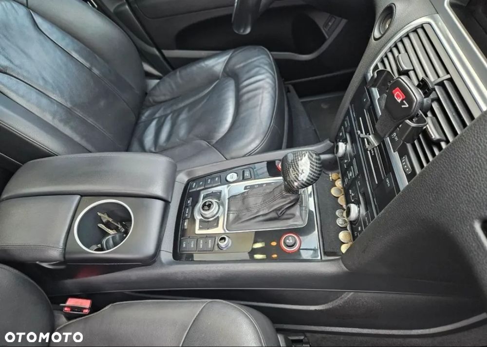 Audi Q7 - 8