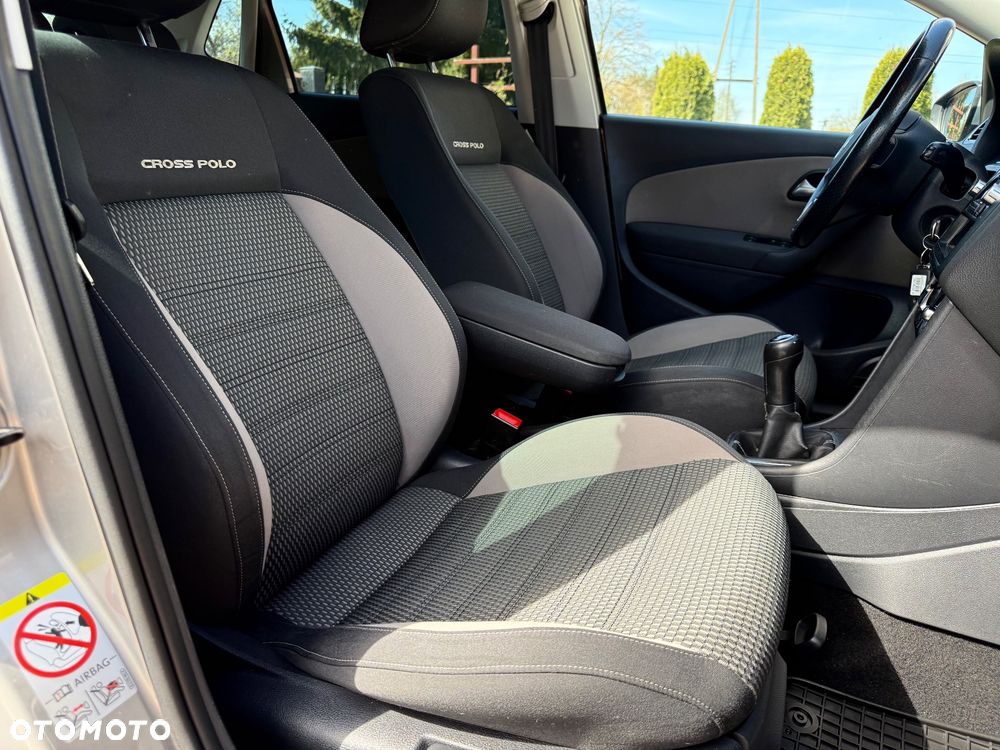 Volkswagen Polo Cross - 16
