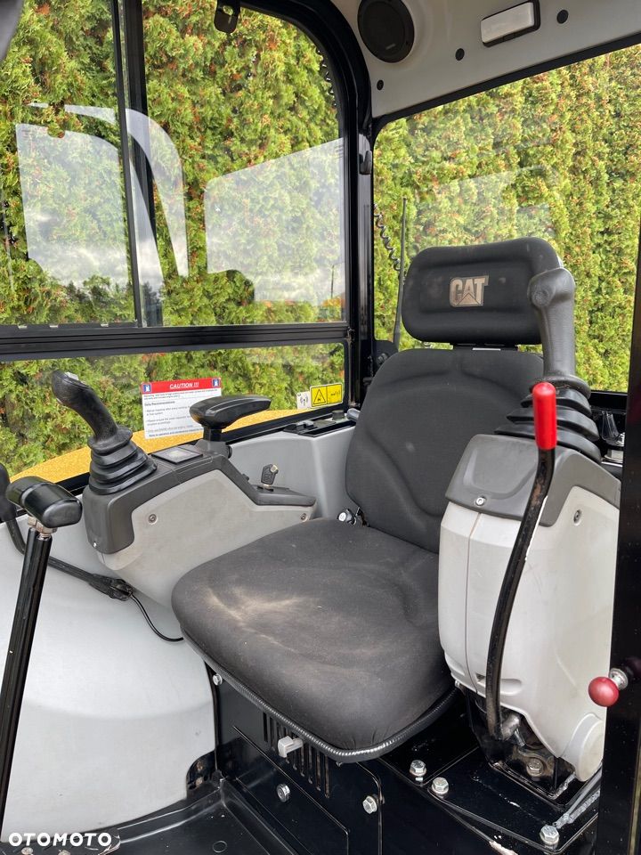 Caterpillar 302.7D CR - 35