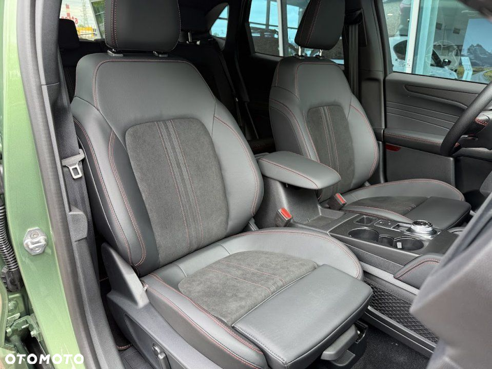 Ford Kuga - 13