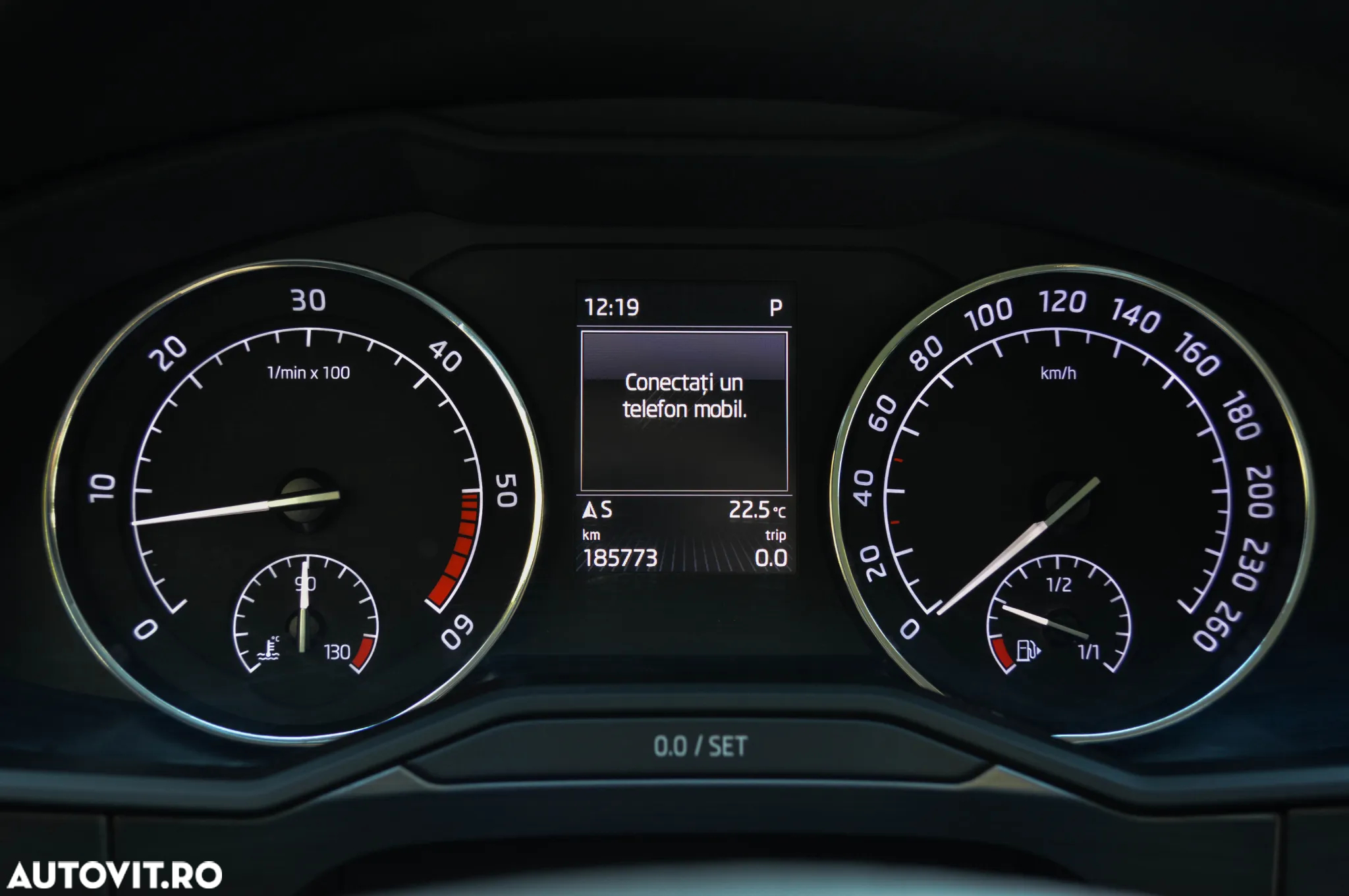 Skoda Superb 2.0 TDI DSG Ambition - 13