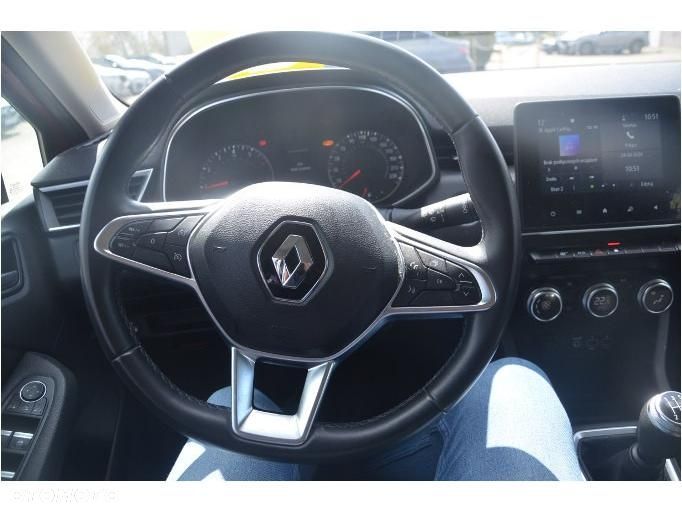 Renault Clio - 15