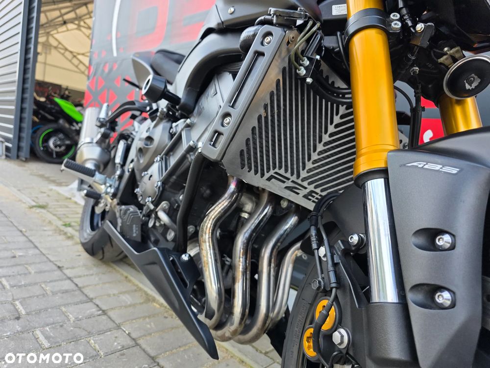 Yamaha FZ8 - 29