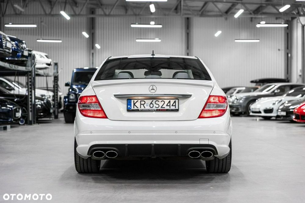 Mercedes-Benz Klasa C 63 AMG AMG SPEEDSHIFT MCT - 11