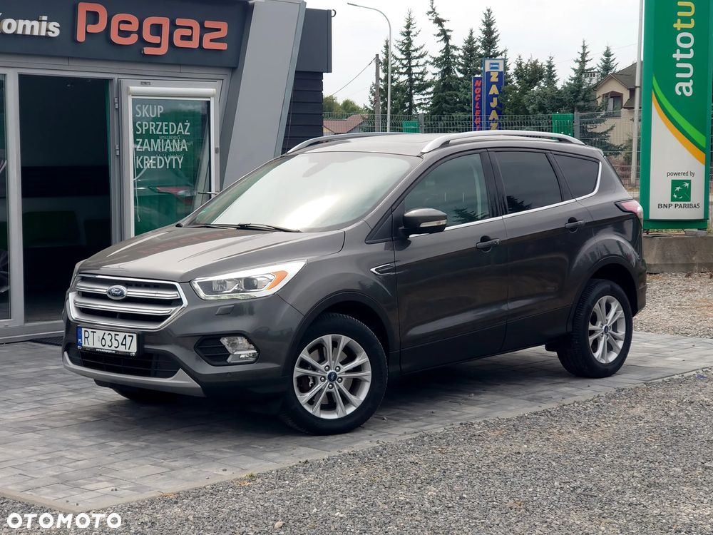 Ford Kuga 2.0 TDCi 2x4 Titanium