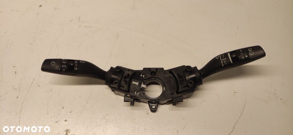 KIA SPORTAGE IV LIFT PRZEŁĄCZNIK ZESPOLONY WYCIERACZEK ŚWIATEŁ 93404D9962 - 1