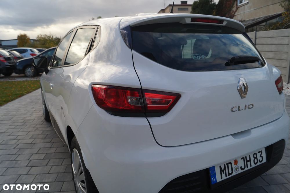 Renault Clio 1.2 16V 75 LIMITED - 18