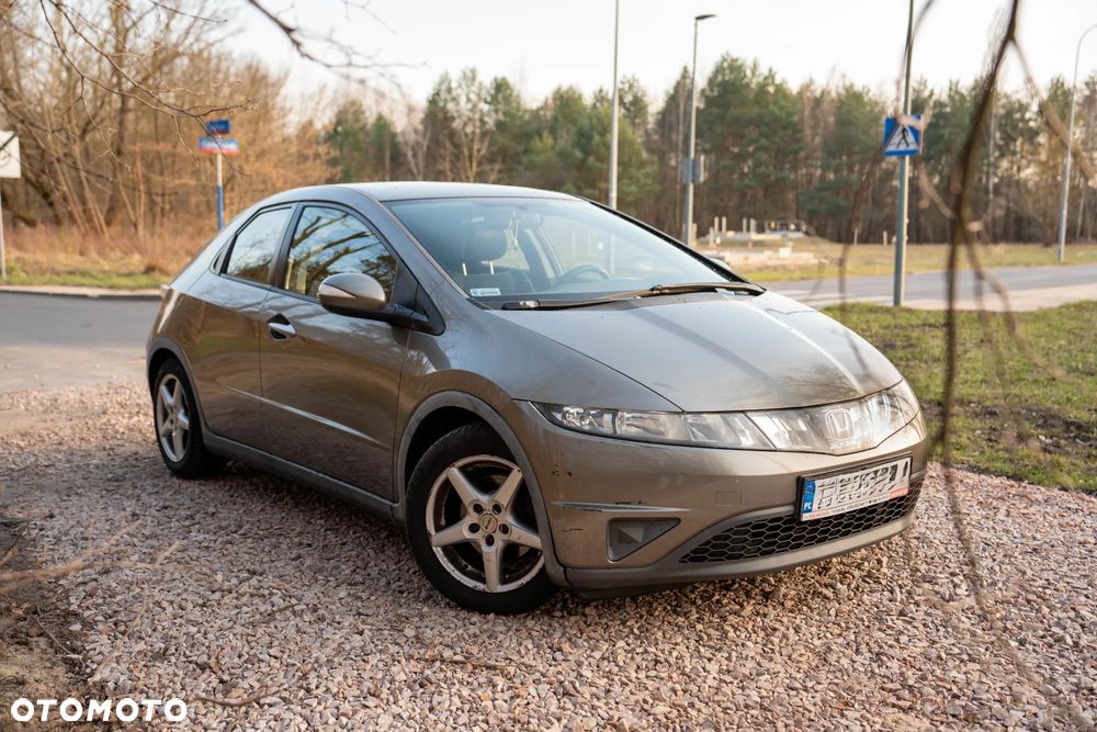 Honda Civic 1.8 Comfort - 5