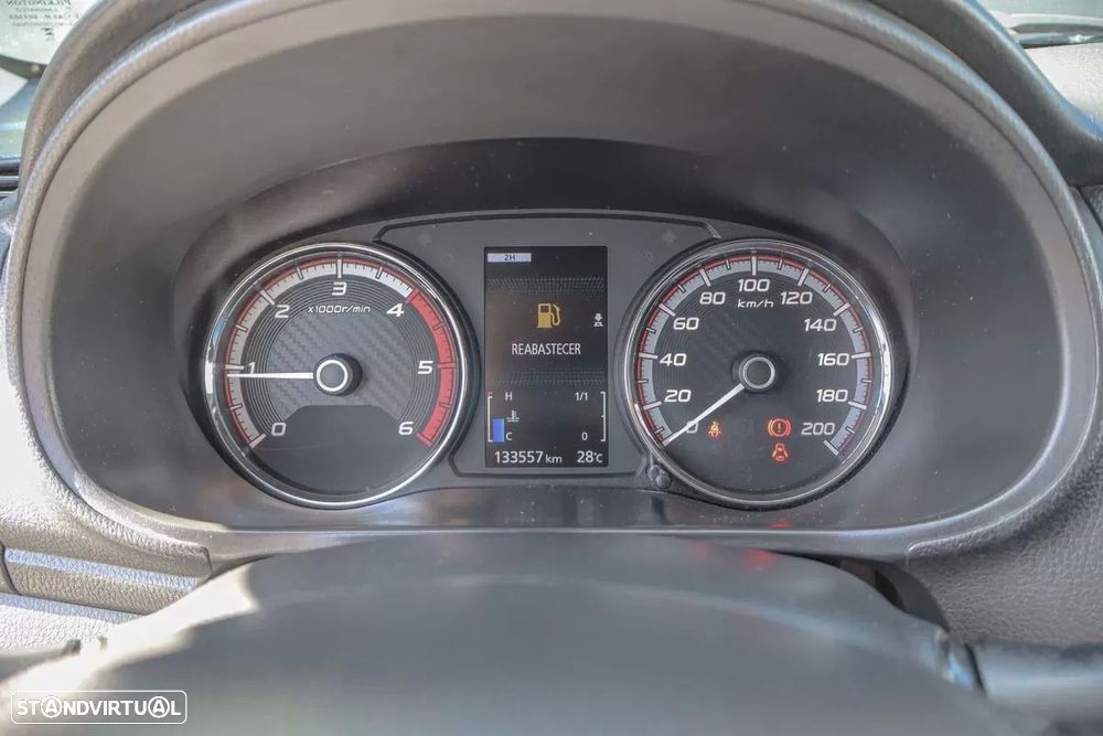 Mitsubishi L200 2.3 DI-D Club Invite Strakar Look 4WD - 14