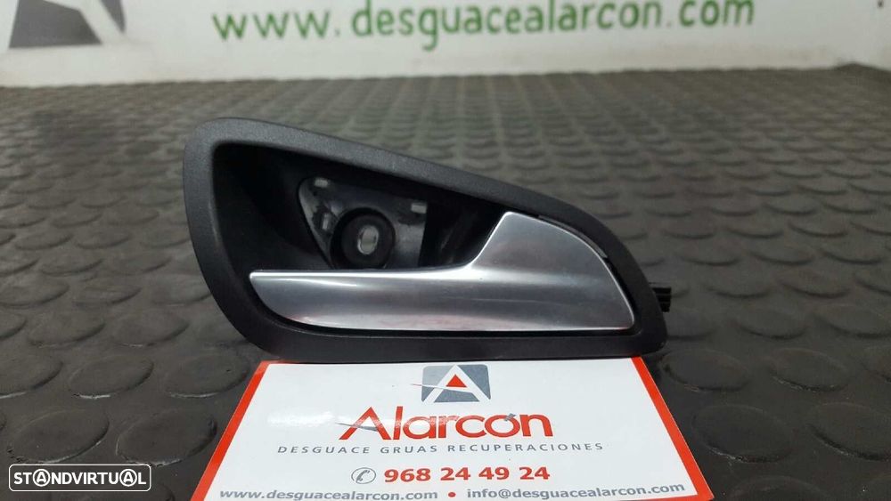 ALAVANCA FRENTE DIREITA FORD FOCUS LIM. TREND - 1