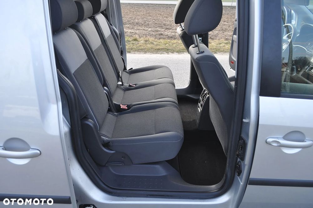Volkswagen Caddy Maxi 1.6 TDI Comfortline DSG - 16