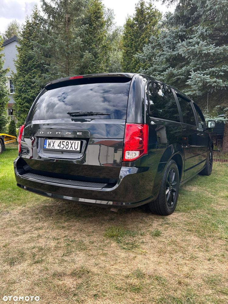 Dodge Grand Caravan 3.6 R/T - 4