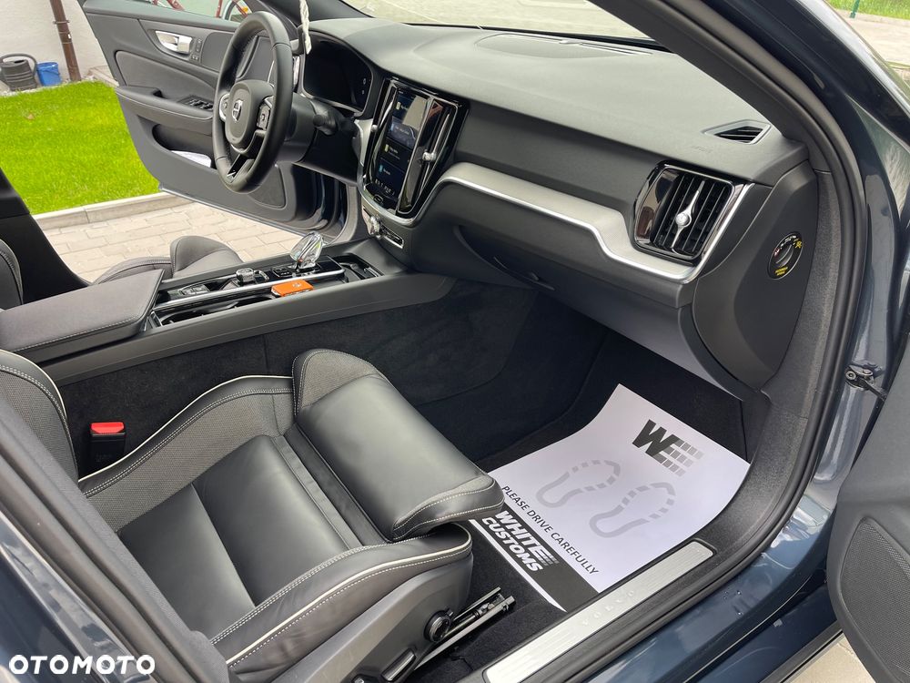Volvo S60 B4 B Ultimate Dark - 27