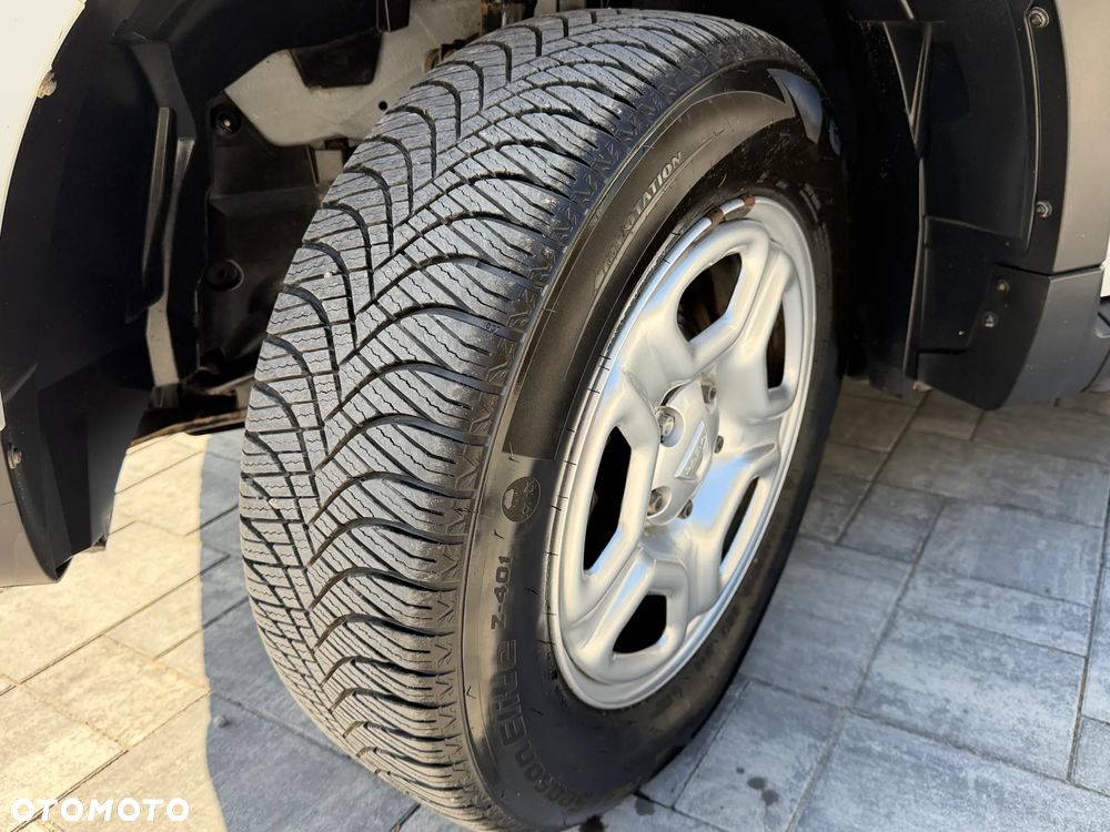 Dacia Duster ver-1-5-blue-dci-comfort-4wd-eu6d - 16