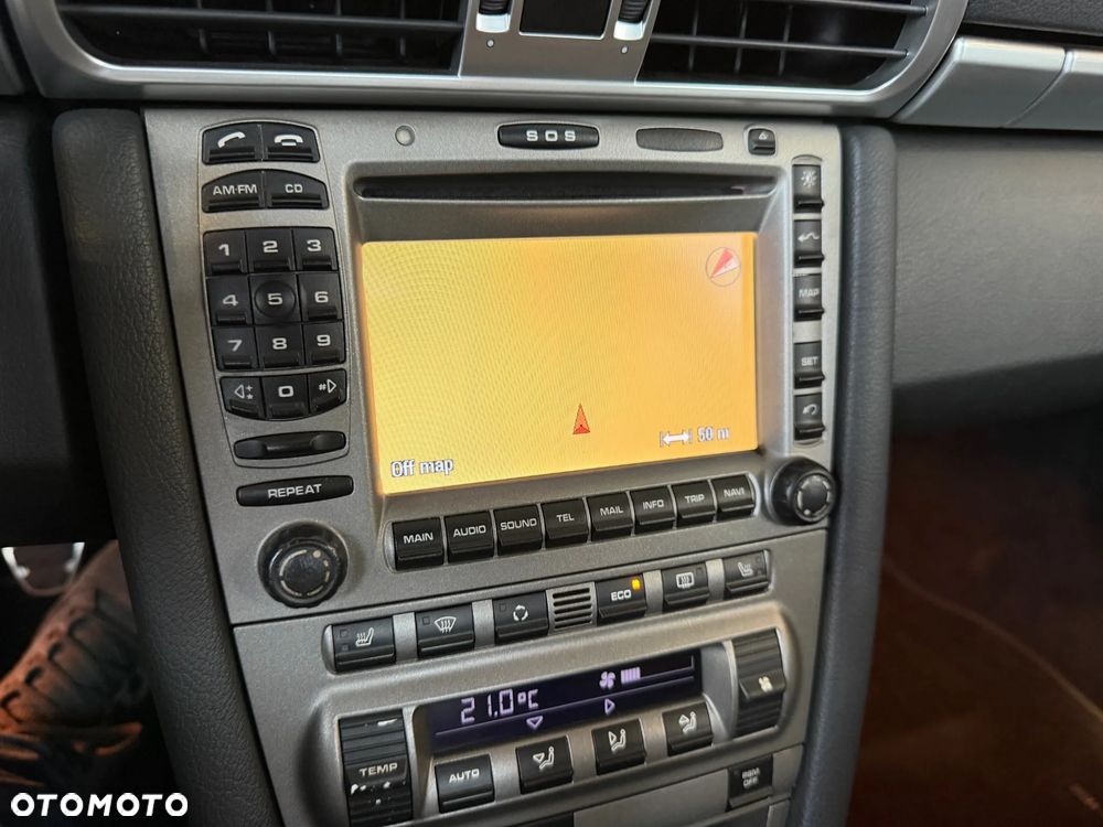 Porsche 911 Carrera S - 23