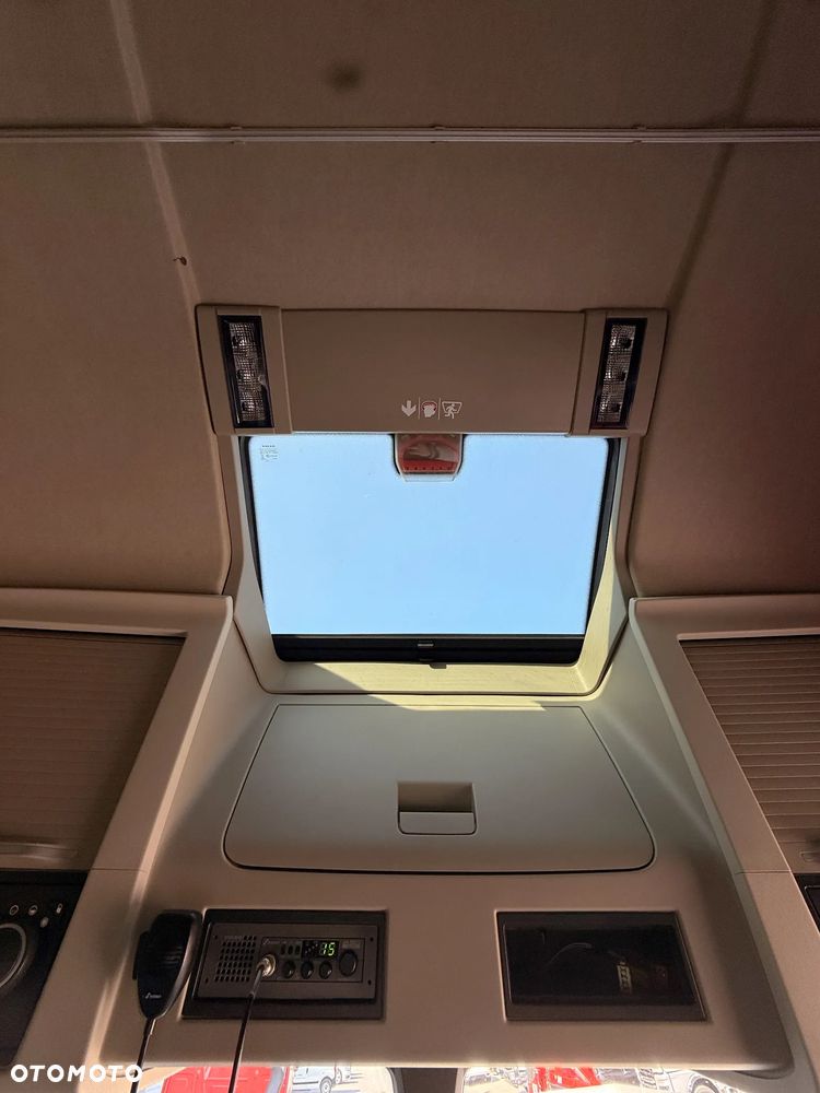 Volvo FH 460 / STANDARD / XXL / i SAVE / EURO 6/ GLOBETROTTER/ / AUTOMAT/SERVIS /2019/ KAMERA/ SKÓRY/ XENON /PERFEKCYJNY STAN / ZABUDOWY  MIĘDZYOSIOWE/ - 18