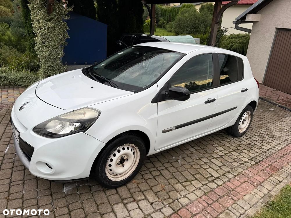 Renault Clio - 2