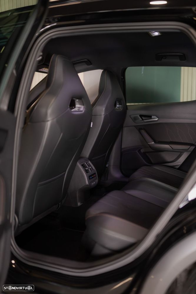 Cupra Formentor 1.4 e-Hybrid DSG VZ - 24