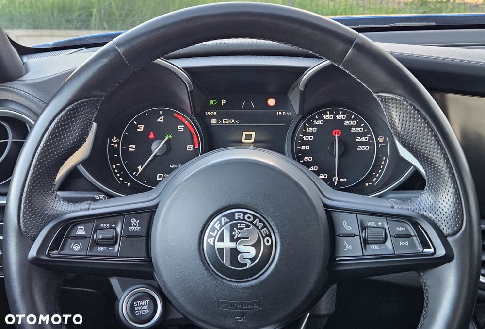 Alfa Romeo Giulia 2.2 D Turbo Veloce TI Q4 - 27