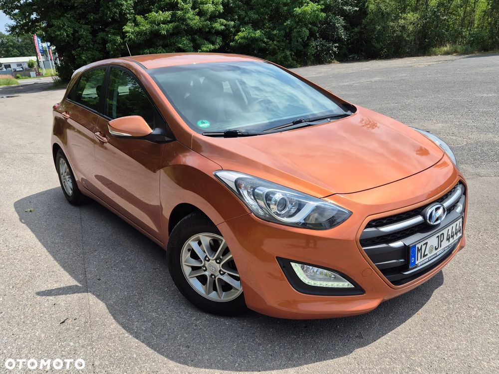 Hyundai i30 blue 1.4 Style - 14
