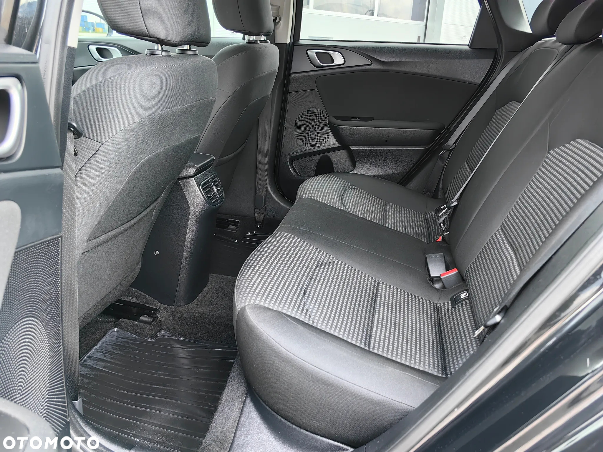 Opel Astra 1.2 Turbo Edition - 18