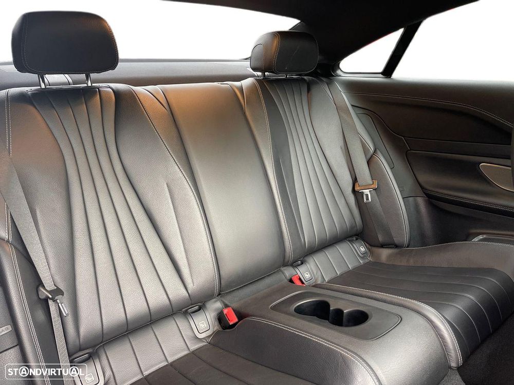 Mercedes-Benz E 300 d AMG Line 4Matic Aut. - 15