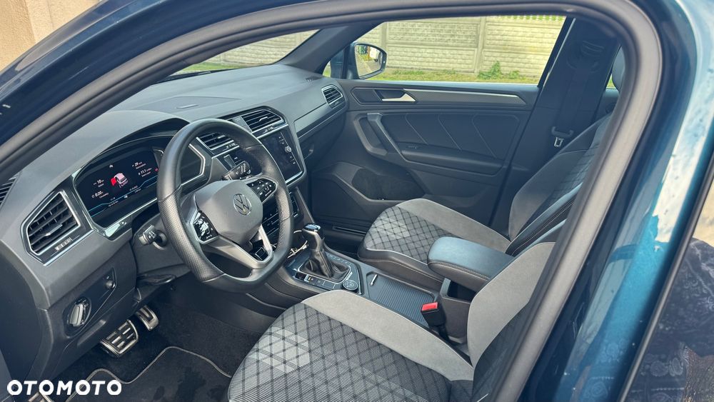 Volkswagen Tiguan 2.0 TDI SCR 4Mot R-Line DSG - 12