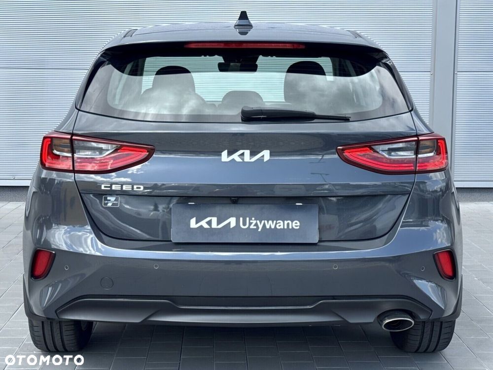 Kia Ceed 1.5 T-GDI M - 10