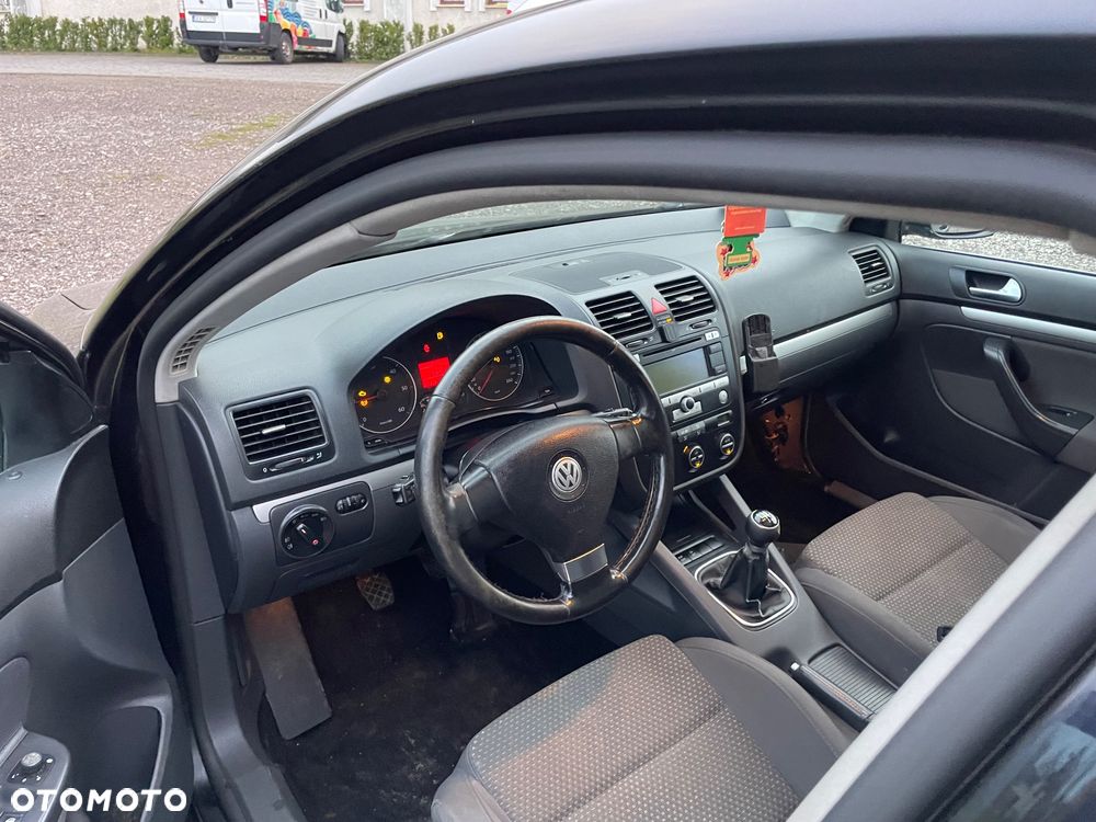 Volkswagen Golf V 2.0 TDI Sportline - 9