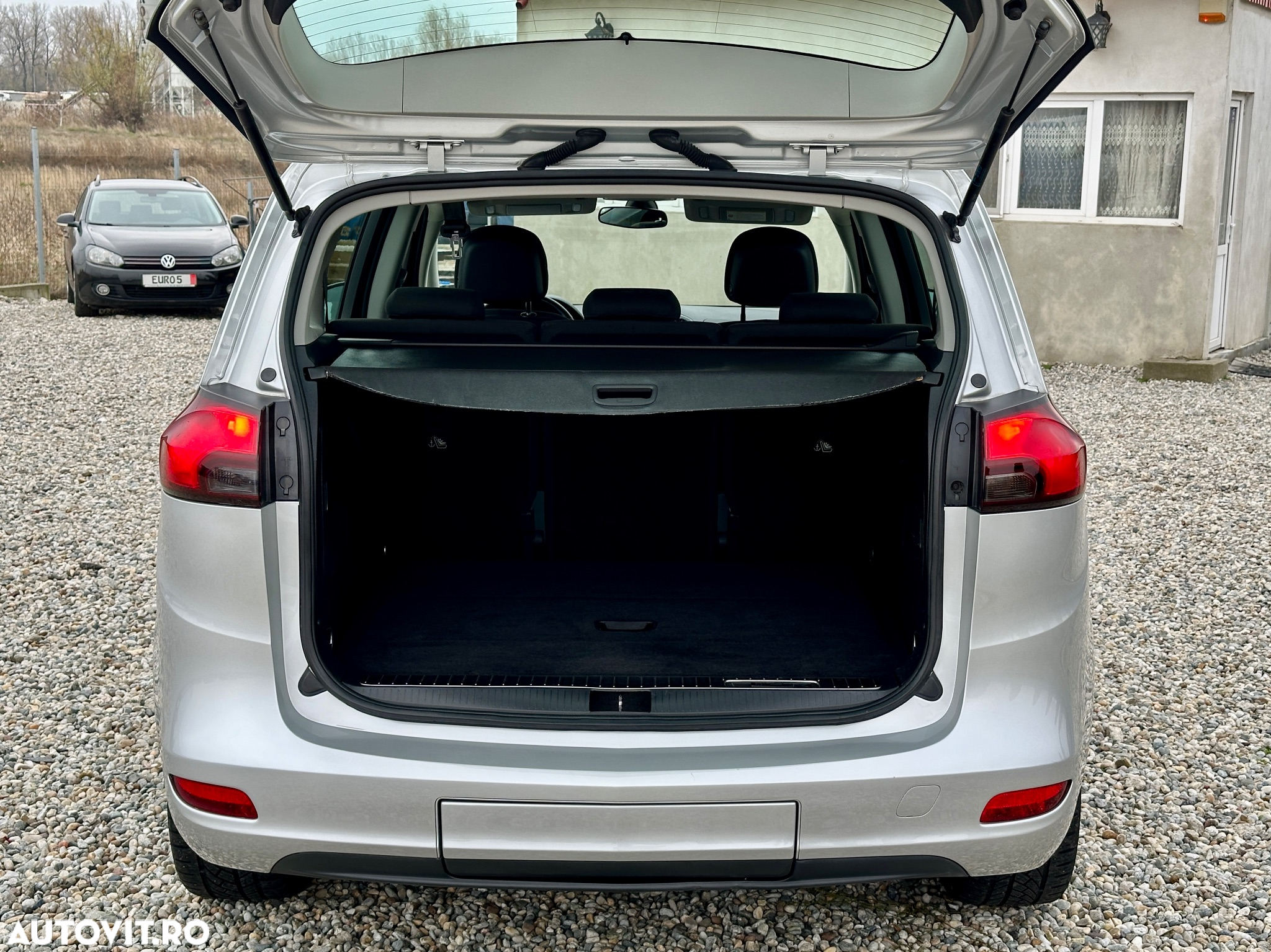 Opel Zafira Tourer 2.0 CDTI Innovation - 10