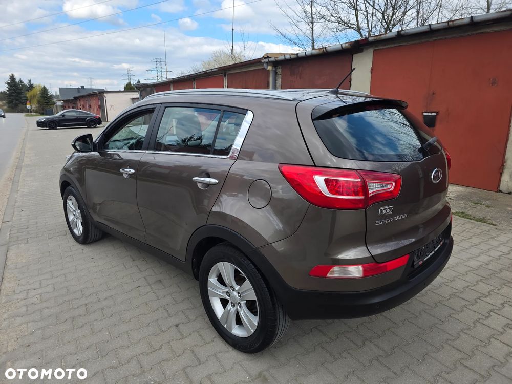 Kia Sportage 1.7 CRDI 2WD Attract - 12