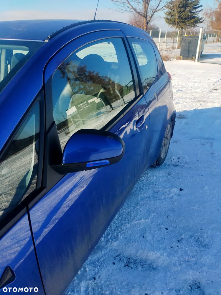 Mitsubishi Colt - 16