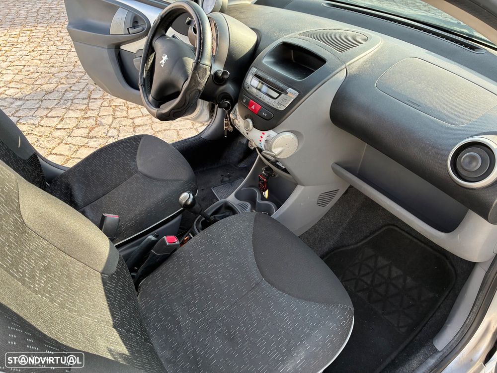 Peugeot 107 1.0 Black&Silver - 13