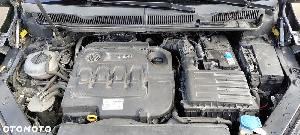 Volkswagen Touran 1.6 TDI BMT SCR Trendline - 14