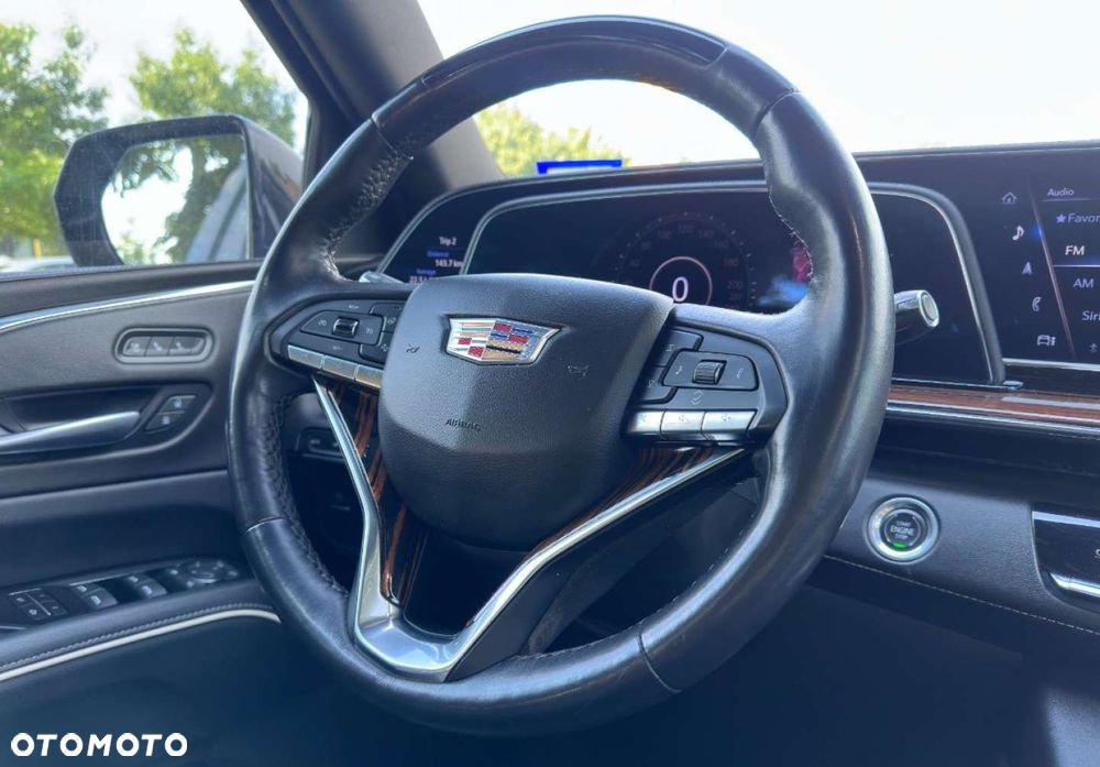 Cadillac Escalade - 23