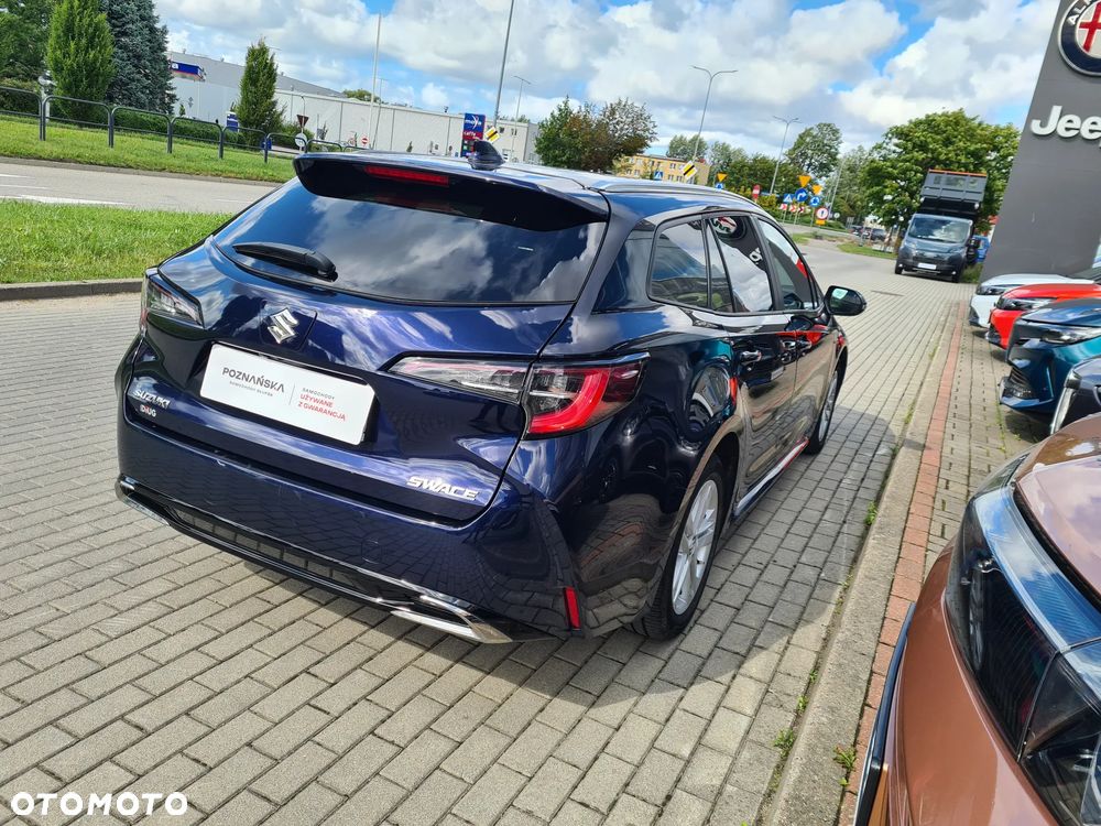 Suzuki Swace 1.8 Hybrid Premium Plus CVT - 8