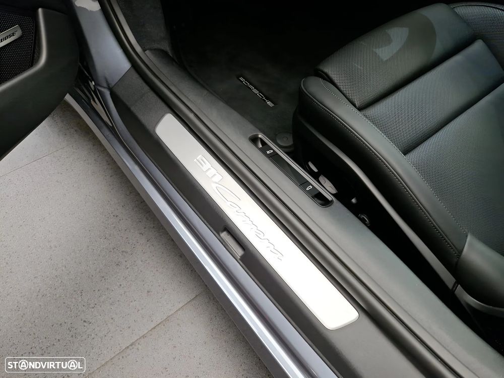 Porsche 911 (992) Carrera PDK - 23