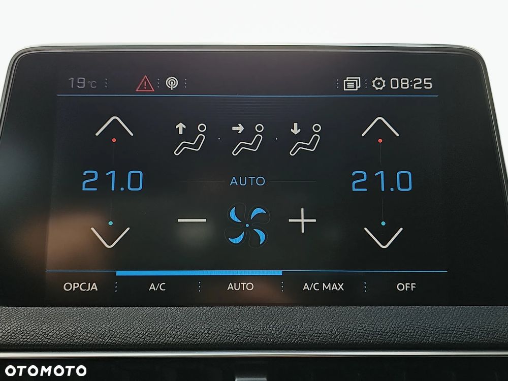 Peugeot 3008 1.2 PureTech Allure S&S - 22