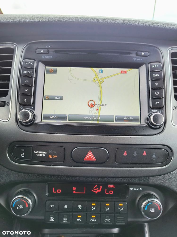 Kia Carens 1.7 CRDi XL - 19