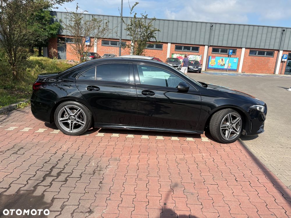 Mercedes-Benz Klasa A 200 AMG Line 7G-DCT - 2
