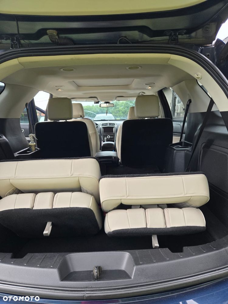 Ford Explorer - 15