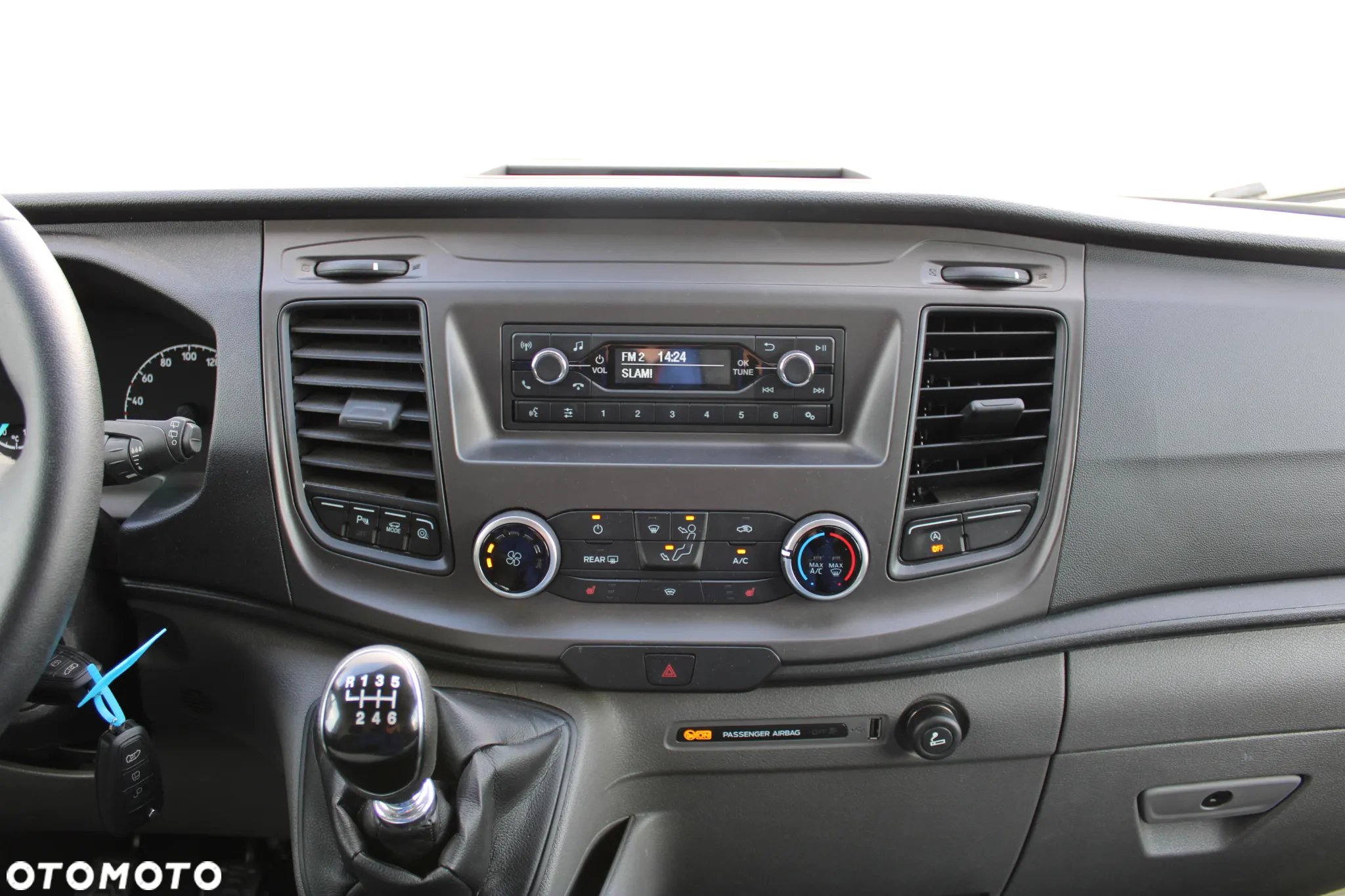 Ford Transit Trend - 19