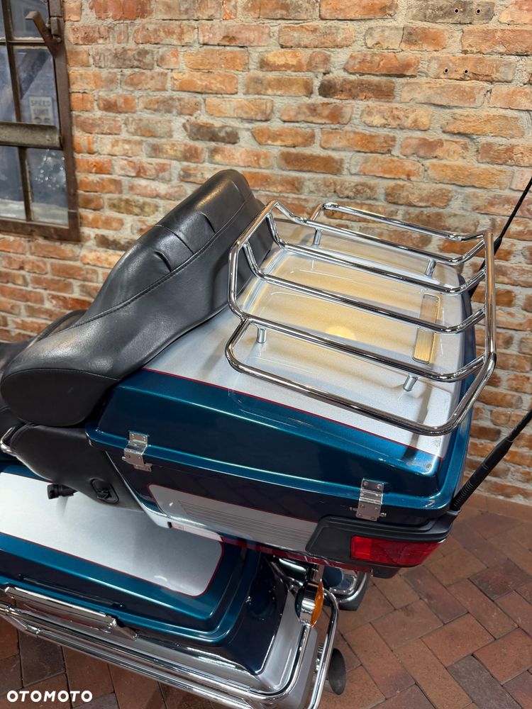 Harley-Davidson FLH Electra Glide - 21