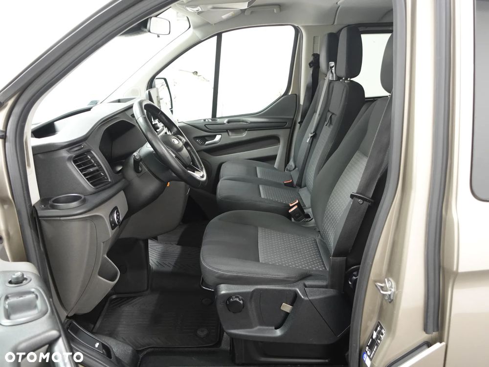 Ford Transit Custom - 19