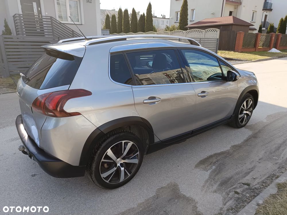 Peugeot 2008 PureTech 110 Stop&Start EAT6 GT-Line Edition - 5