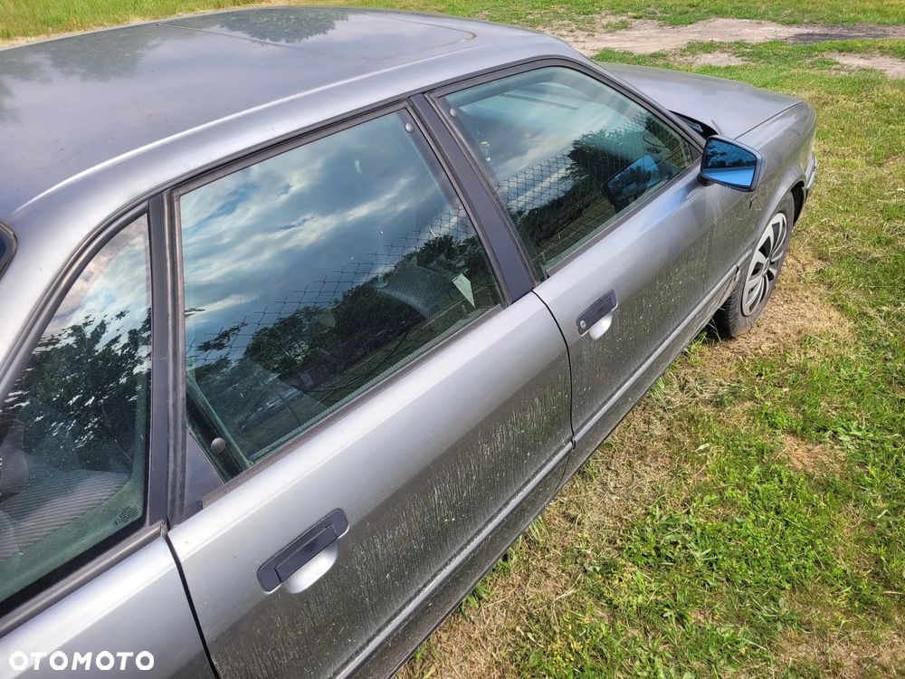 Audi 80 2.0 E - 38